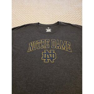 Men's Notre Dame Fighting Irish T Shirt Size XXL Gray Short Sleeve NCAA College